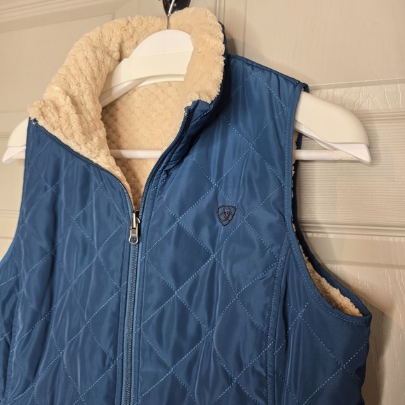 Ariat Real Reversible Dilon Teal Vest Faux Sherpa Women's Size Medium Western - Picture 4 of 9